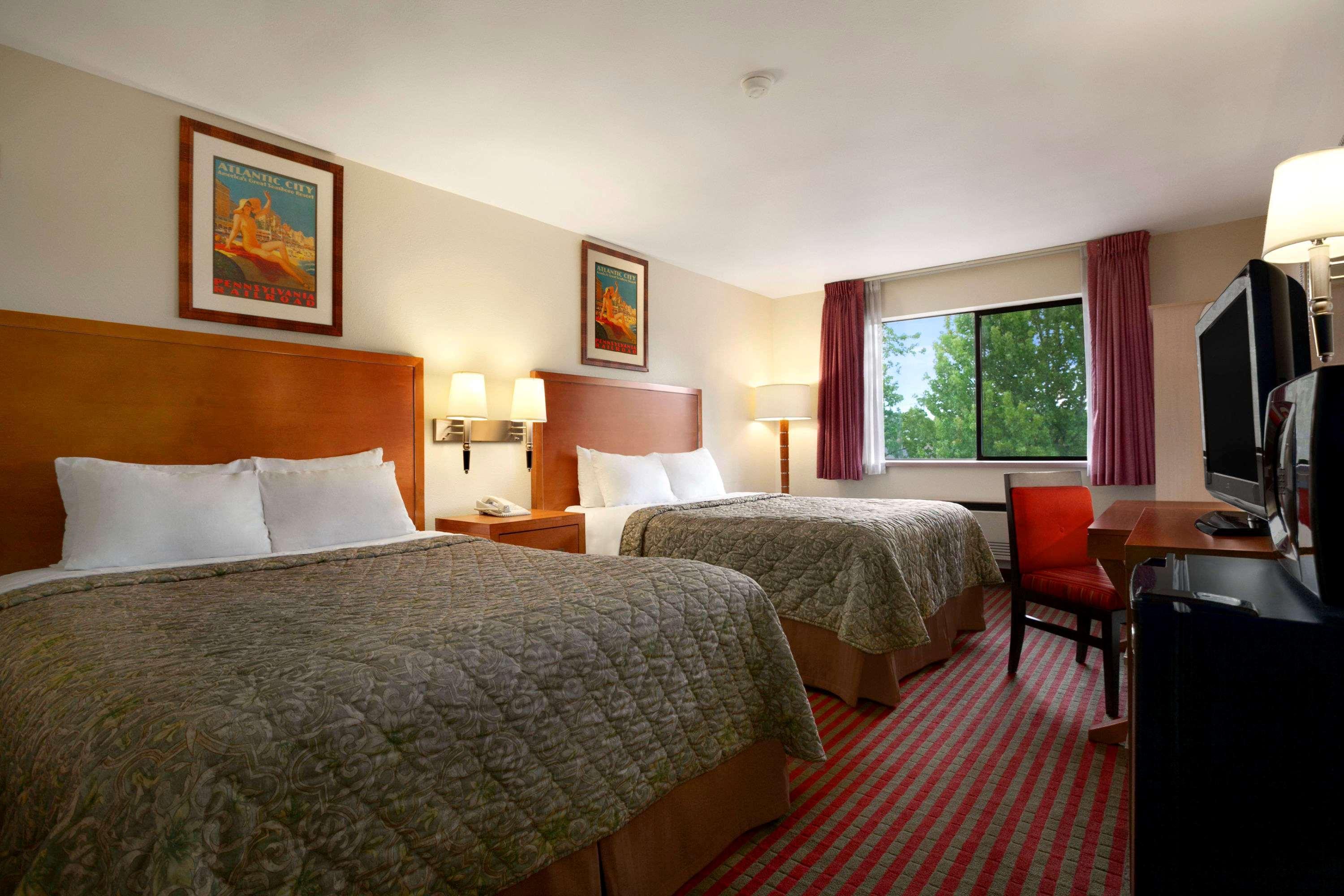 Colony Inn Kent Esterno foto